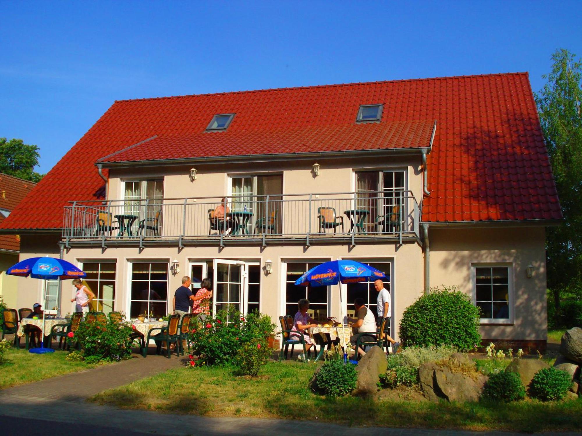 Hotel Mueritz-Park Boek Exterior photo